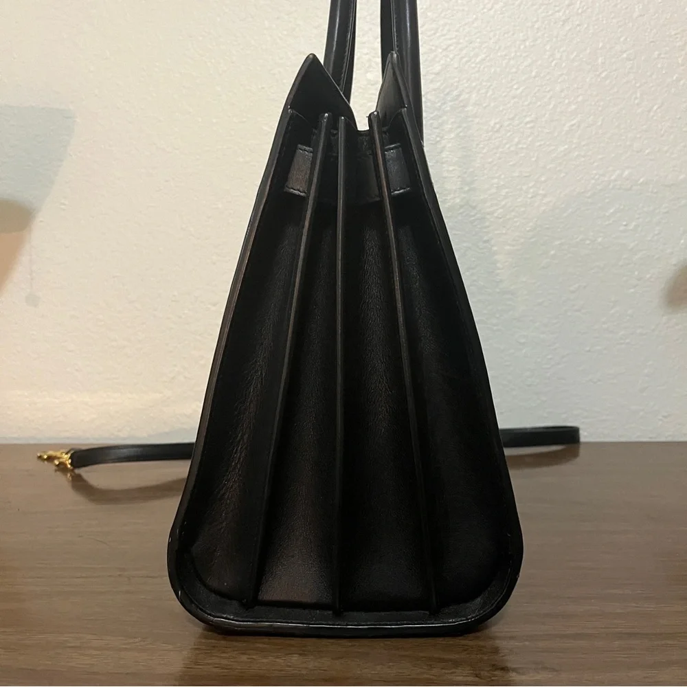 Saint Laurent Sac De Jour Small Black with Gold Hardware - Picture 7 of 16